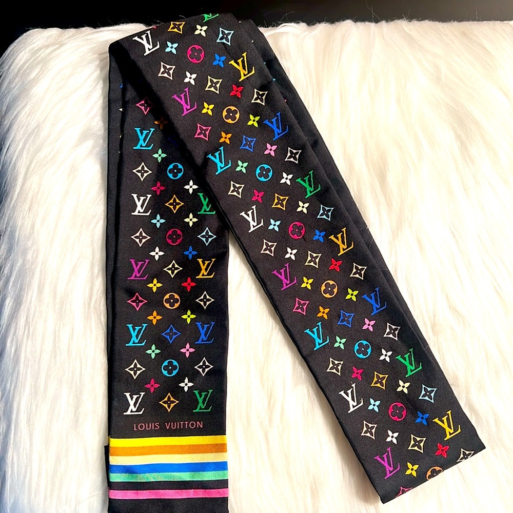 🔥 RARE Louis Vuitton Murkami Twilly/Scarf